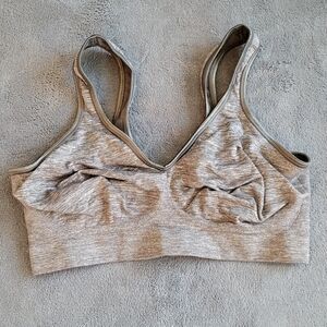 Sports bra